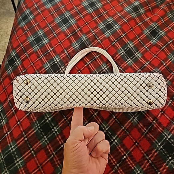 White R Purse - Chain Mail - Picture 7 of 16